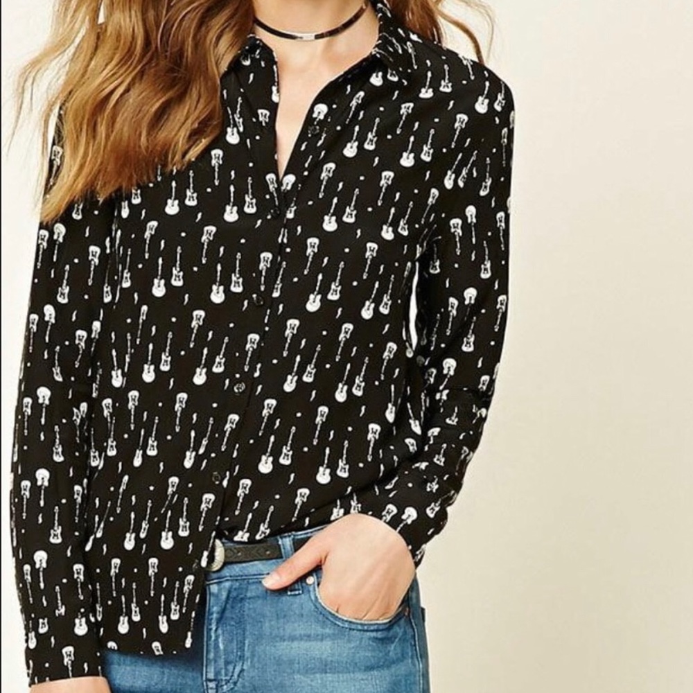 Black Electric ⚡️ Guitar 🎸 Button Down Top F21